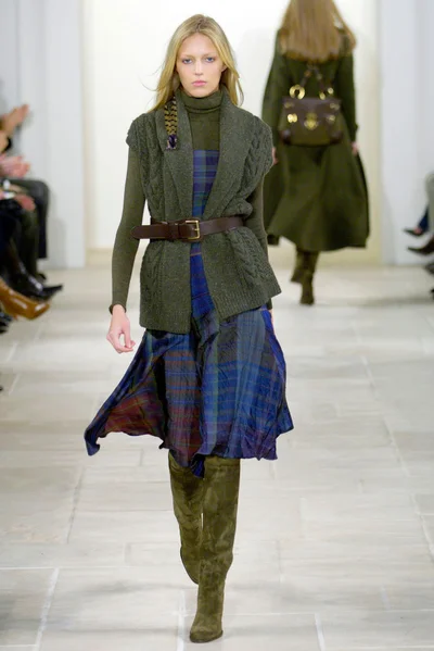 Look 28
